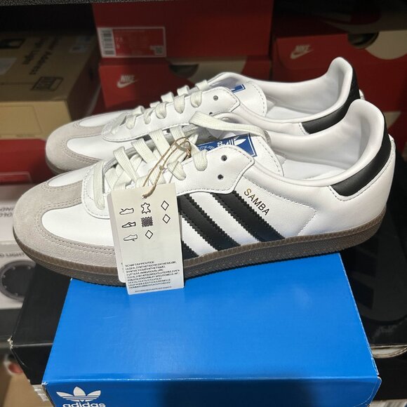 adidas Originals Samba White and Black Sneakers - Picture 2 of 3